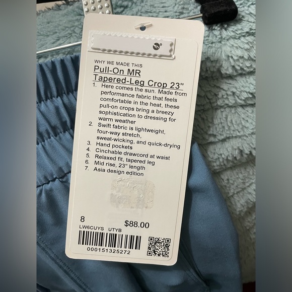 NWT Pull On Mid Rise Tapered Leg Crop 23” Blue Size 8 - Picture 3 of 5